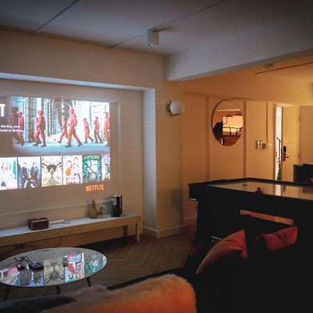 Theme Boutique Hotel Bangkok Makkasan Стая снимка
