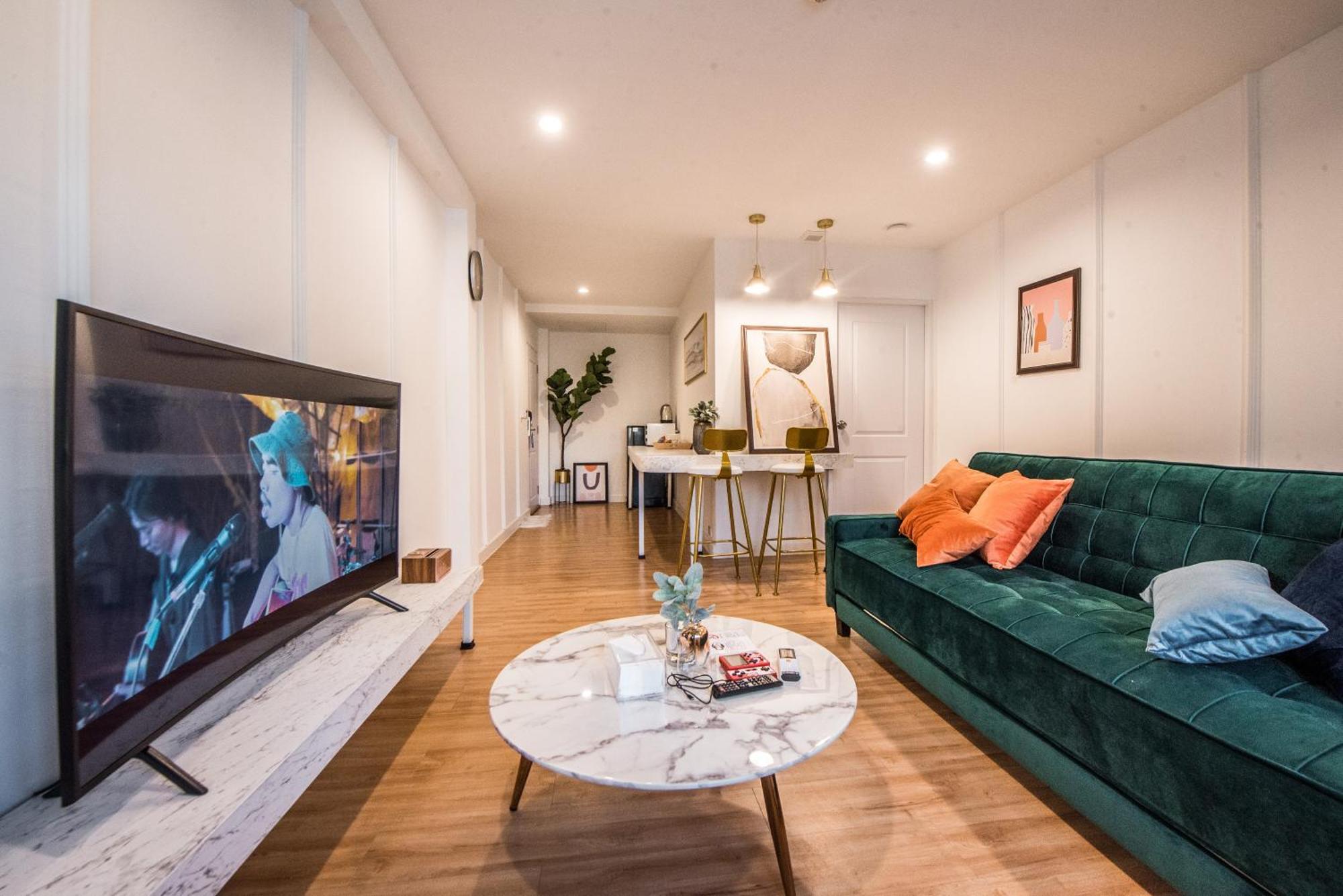 Theme Boutique Hotel Bangkok Makkasan Стая снимка