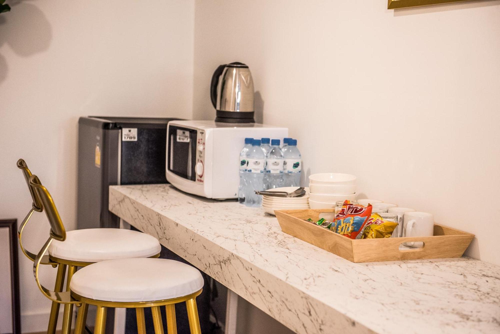 Theme Boutique Hotel Bangkok Makkasan Стая снимка