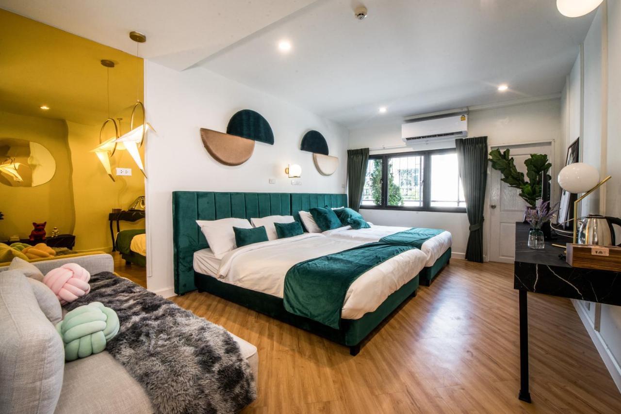 Theme Boutique Hotel Bangkok Makkasan Екстериор снимка